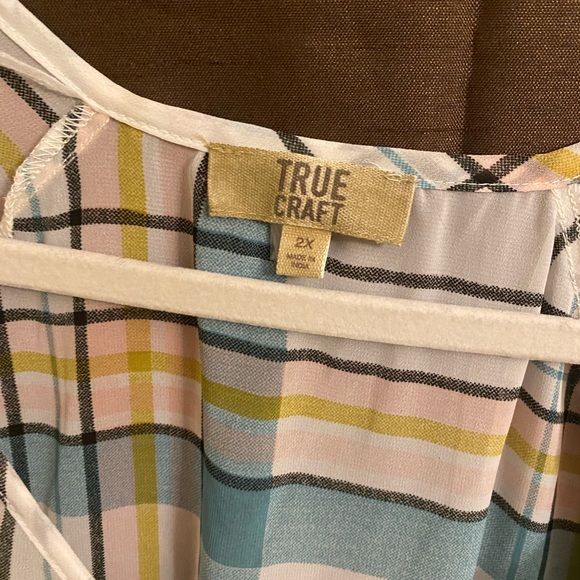 Boho Sheer Plaid Plus Size Top - Picture 6 of 12